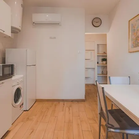 Fibra & Netflix - Largo Barriera Elegant Daire