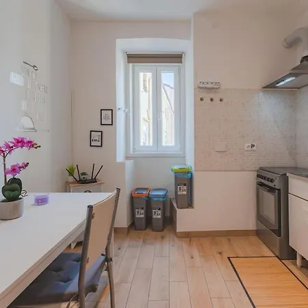 Fibra & Netflix - Largo Barriera Elegant Appartement Trieste